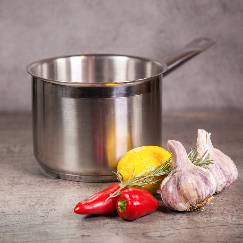 Sauce pan 2,4 L Ø 16 cm