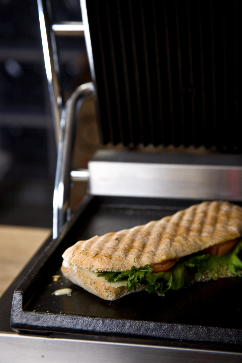 Contact grill Panini, ribbed